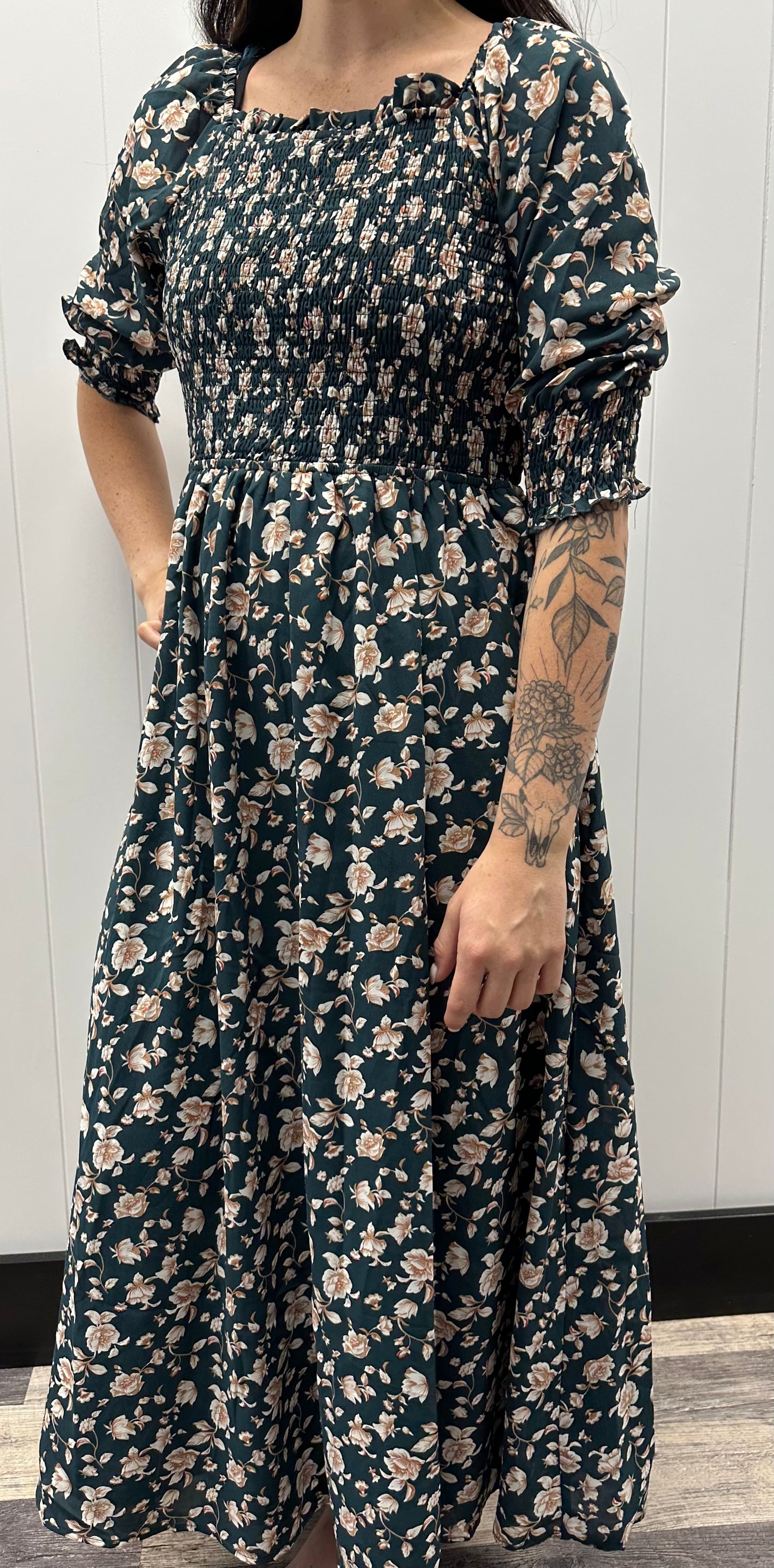 THE PEPPER DRESS IN EVERGLADE FLORAL