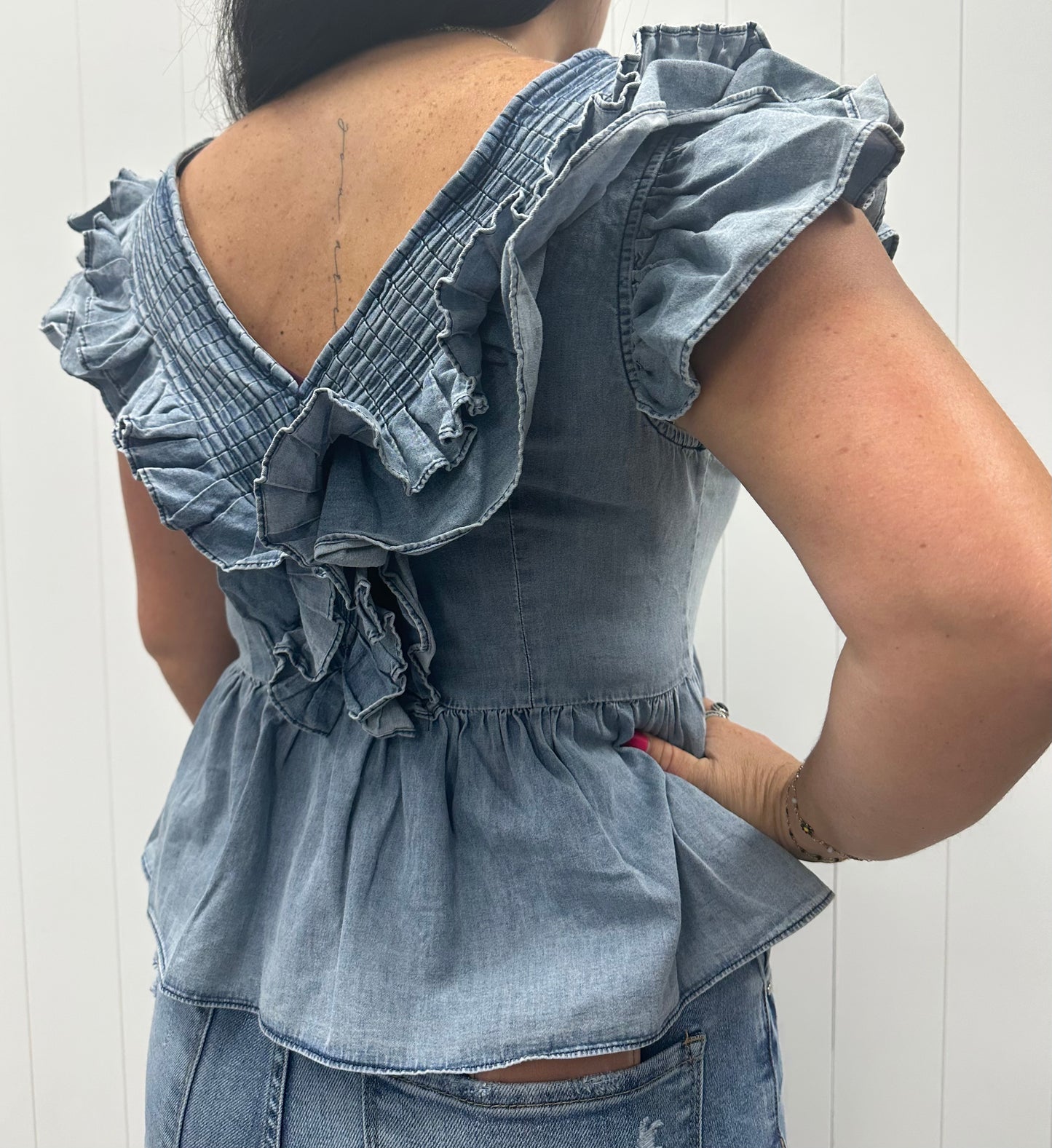 DENIM V NECK RUFFLE TOP