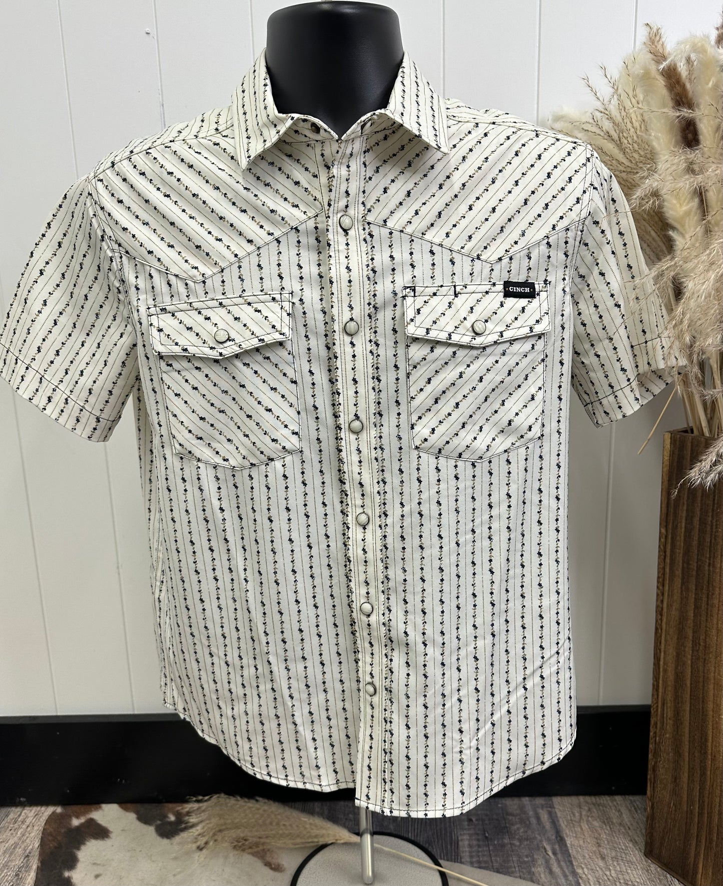 CINCH MEN'S CAMP SHIRT WITH PEARL SNAPS SS